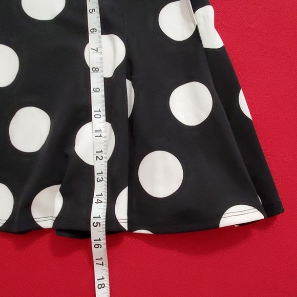 BCBGENERATION black skirt with white circles dot sz.XS Whimsy Disney skater - Picture 5 of 7